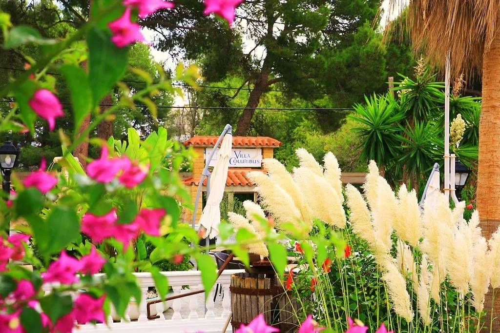 Villa Columbus Family Boutique Hotel Пегера